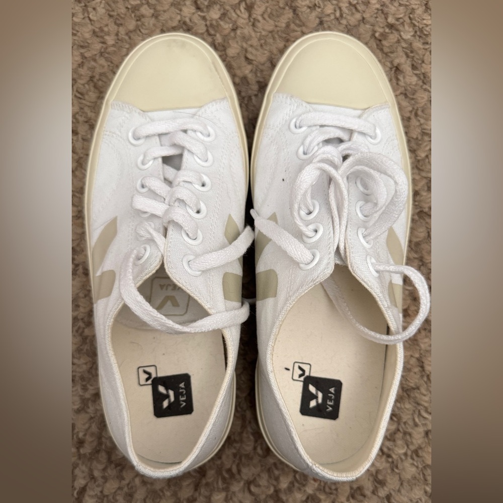 VEJA
Wata II Low Canvas "White Pierre" sneakers - Picture 7 of 8